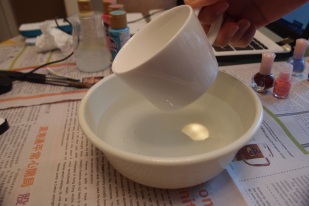 diy art nail polish porcelain cup design easy blog lifestyle 香港 杯 陶瓷 陶瓷杯 花紋 指甲油 
